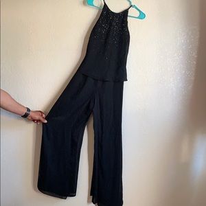 Very nice formal pant suit